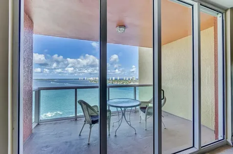 2650 Lake Shore Drive Riviera Beach FL 33404