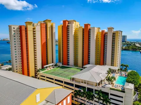 2650 Lake Shore Drive Riviera Beach FL 33404