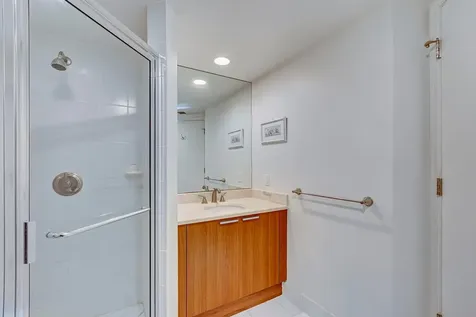 2650 Lake Shore Drive Riviera Beach FL 33404