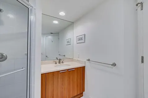 2650 Lake Shore Drive Riviera Beach FL 33404