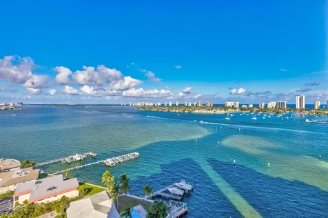 2650 Lake Shore Drive Riviera Beach FL 33404