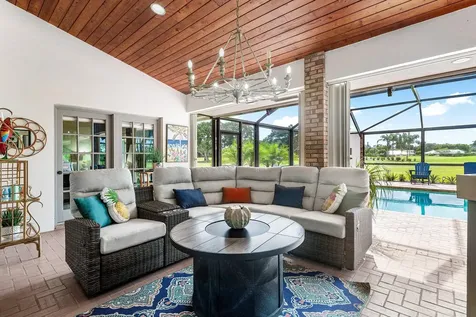 427 Glenbrook Drive Atlantis FL 33462