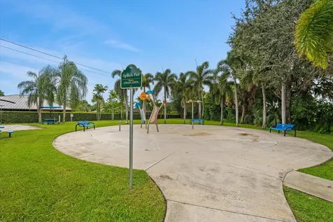 427 Glenbrook Drive Atlantis FL 33462