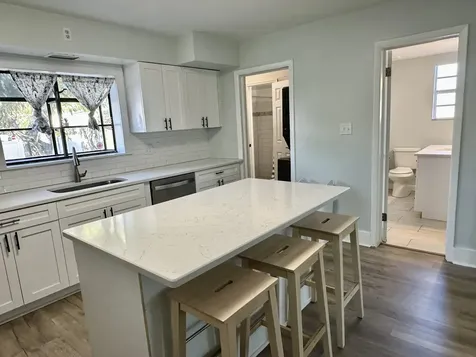 1504 E 33rd Avenue Tampa FL 33610