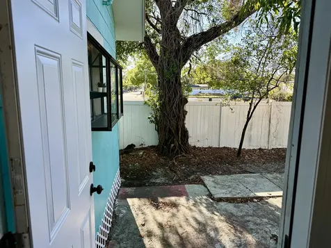 1504 E 33rd Avenue Tampa FL 33610