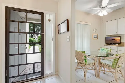 5121 Oak Hill Lane Delray Beach FL 33484