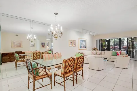 5121 Oak Hill Lane Delray Beach FL 33484