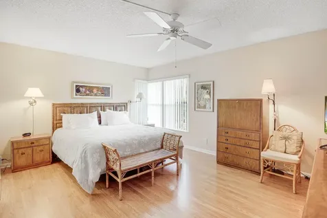 5121 Oak Hill Lane Delray Beach FL 33484