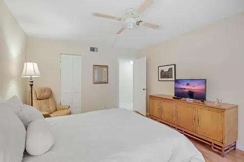 5121 Oak Hill Lane Delray Beach FL 33484