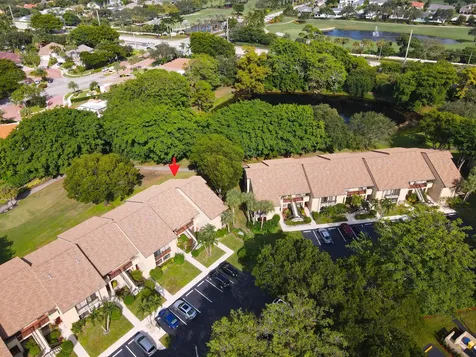5121 Oak Hill Lane Delray Beach FL 33484
