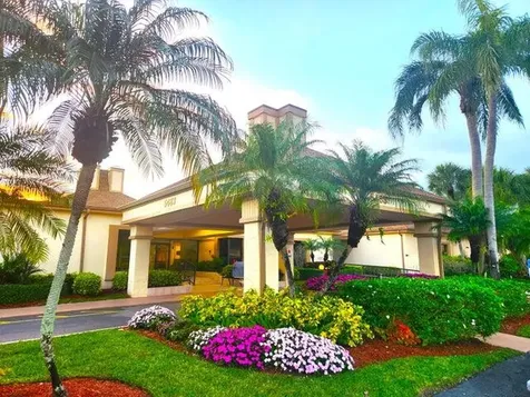 5121 Oak Hill Lane Delray Beach FL 33484