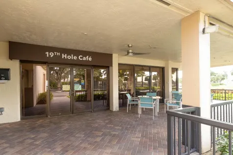 5121 Oak Hill Lane Delray Beach FL 33484