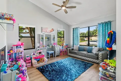 1338 Sw 3rd Street Boca Raton FL 33486