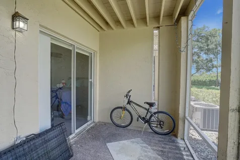 4855 Via Palm Lakes West Palm Beach FL 33417
