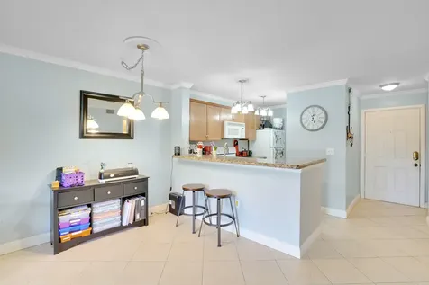 4855 Via Palm Lakes West Palm Beach FL 33417