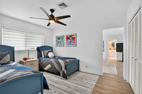 891 Sw Hickory Terrace Boca Raton FL 33486