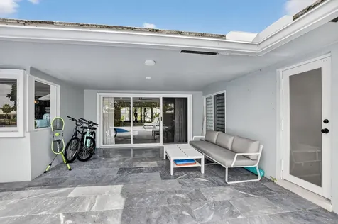 891 Sw Hickory Terrace Boca Raton FL 33486