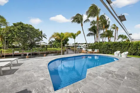 891 Sw Hickory Terrace Boca Raton FL 33486