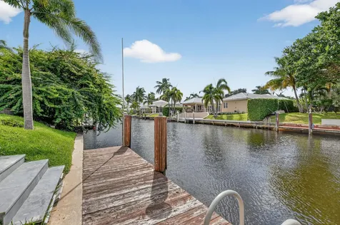 891 Sw Hickory Terrace Boca Raton FL 33486