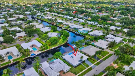 891 Sw Hickory Terrace Boca Raton FL 33486