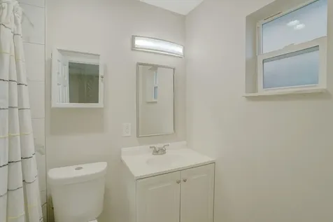 914 N Federal Highway Lake Worth Beach FL 33460