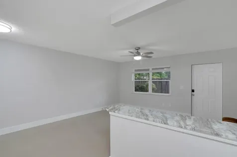 914 N Federal Highway Lake Worth Beach FL 33460