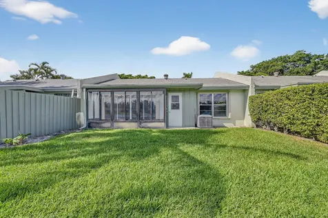 20 Camden Lane Boynton Beach FL 33426