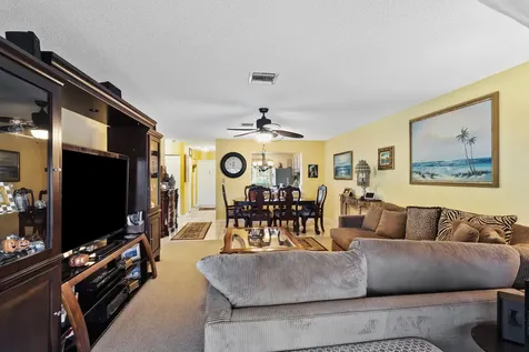 160 Se 7th Street Deerfield Beach FL 33441