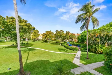 127 Yacht Club Way Hypoluxo FL 33462