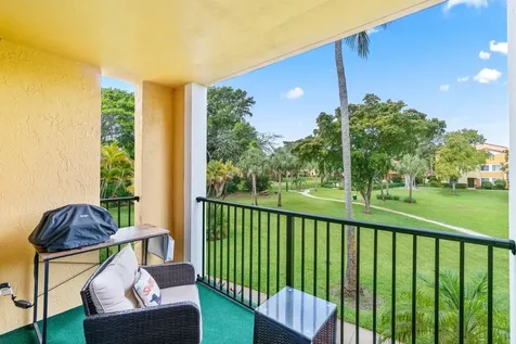 127 Yacht Club Way Hypoluxo FL 33462