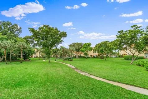 127 Yacht Club Way Hypoluxo FL 33462