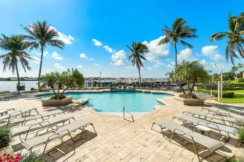 127 Yacht Club Way Hypoluxo FL 33462
