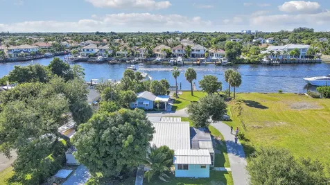 2031 Melody Lane Palm Beach Gardens FL 33410