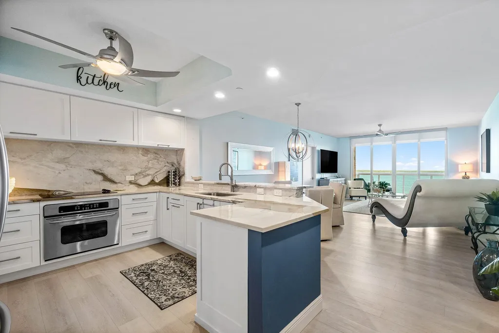 2650 Lake Shore Drive Riviera Beach FL 33404