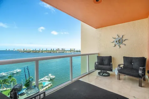 2650 Lake Shore Drive Riviera Beach FL 33404