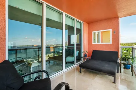 2650 Lake Shore Drive Riviera Beach FL 33404
