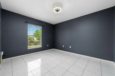 1165 Se 40th Avenue Okeechobee FL 34974