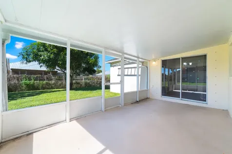 1165 Se 40th Avenue Okeechobee FL 34974