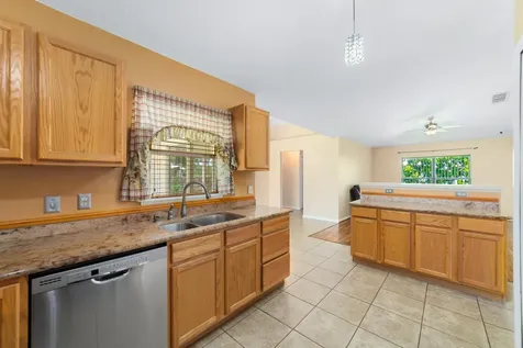 1165 Se 40th Avenue Okeechobee FL 34974