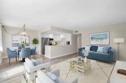 517 Fanshaw M Boca Raton FL 33434