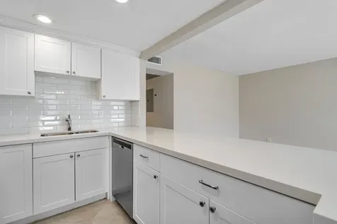 517 Fanshaw M Boca Raton FL 33434