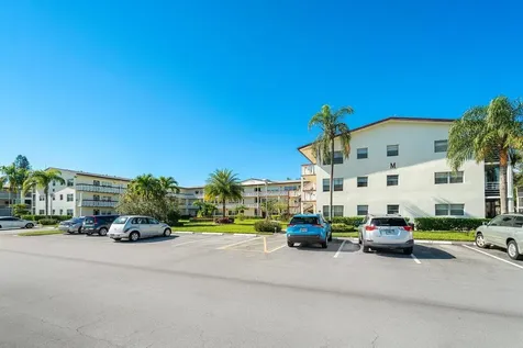 517 Fanshaw M Boca Raton FL 33434