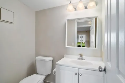 517 Fanshaw M Boca Raton FL 33434