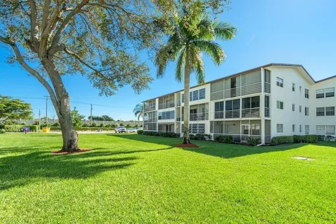 517 Fanshaw M Boca Raton FL 33434