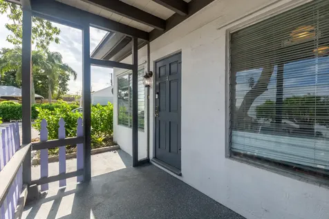 131 S Federal Highway Lake Worth Beach FL 33460