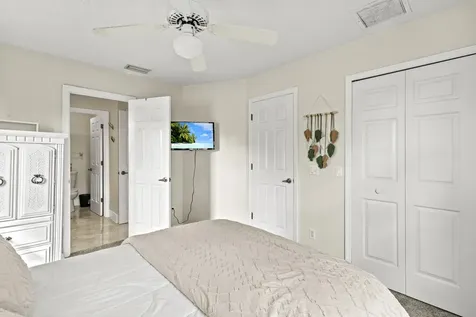 1402 Sw Bent Pine Cove Port Saint Lucie FL 34986