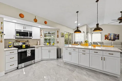 1402 Sw Bent Pine Cove Port Saint Lucie FL 34986