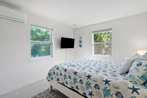 670 Hernando Street Fort Pierce FL 34949