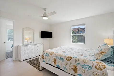 670 Hernando Street Fort Pierce FL 34949