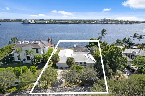 2002 Notre Dame Drive Lake Worth Beach FL 33460